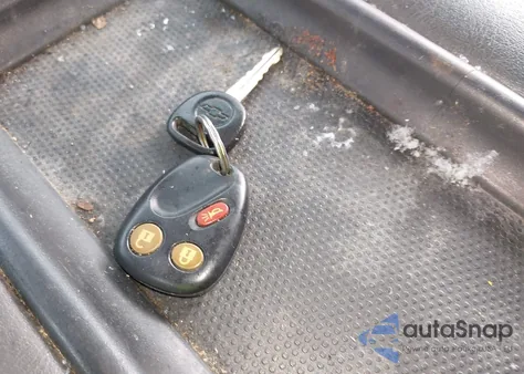 2003 Chevrolet Silverado 1500 Ls z USA, uszkodzony, nr VIN 1GCEK14V73Z264294